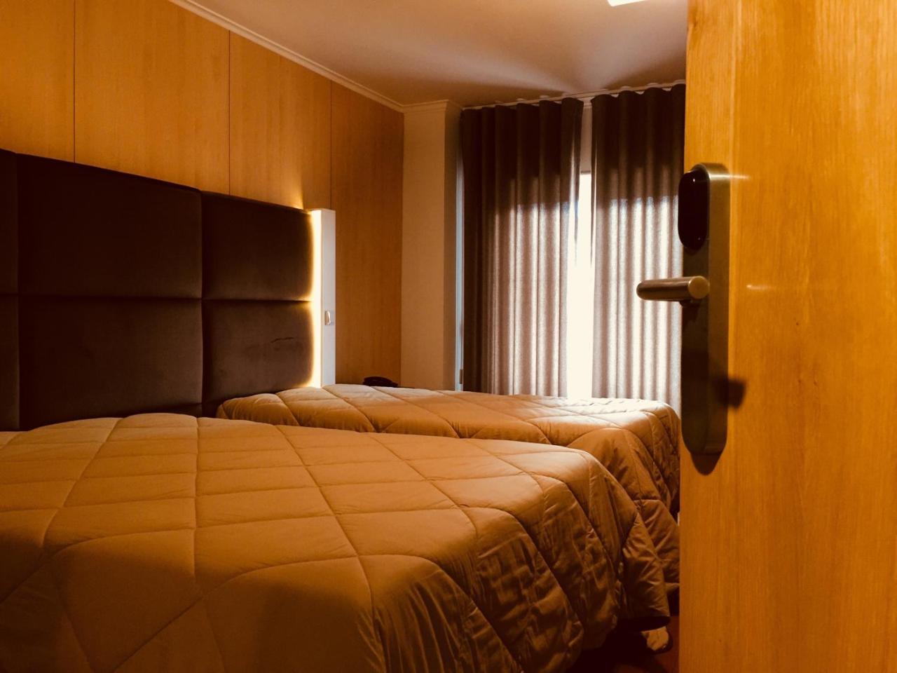 Hotel Europa วิลา โปวคา เด อาเกีย ภายนอก รูปภาพ
